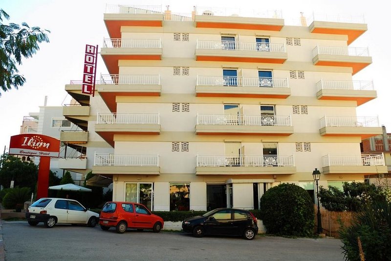 Ilion Hotel in Loutraki, Athen Außenaufnahme