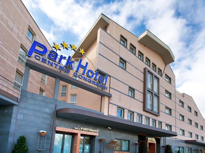 Park Hotel Centro Congressi in Potenza, Bari Außenaufnahme
