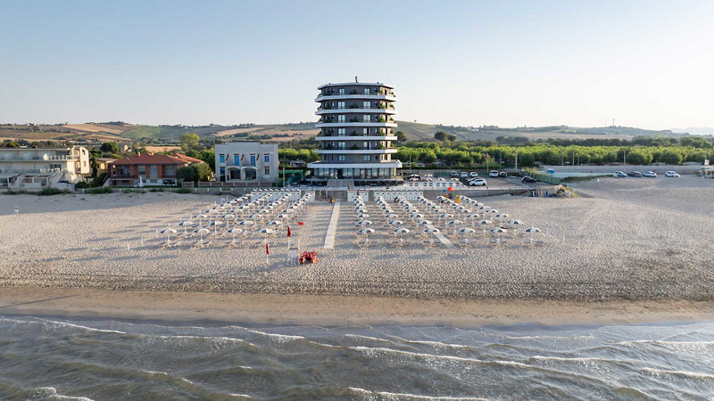 Playa Suite in Fano, Bologna Strand