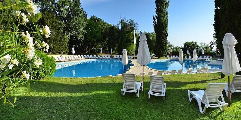 Hotel Dolphin in Sweti Konstantin, Varna Pool