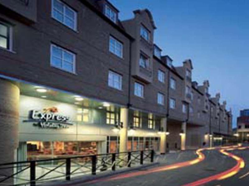 Holiday Inn Express London - Hammersmith in London, London-Stansted Außenaufnahme