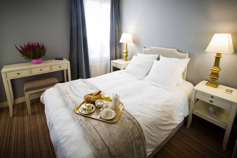 Champerret Heliopolis in Paris, Paris-Charles De Gaulle Wohnbeispiel