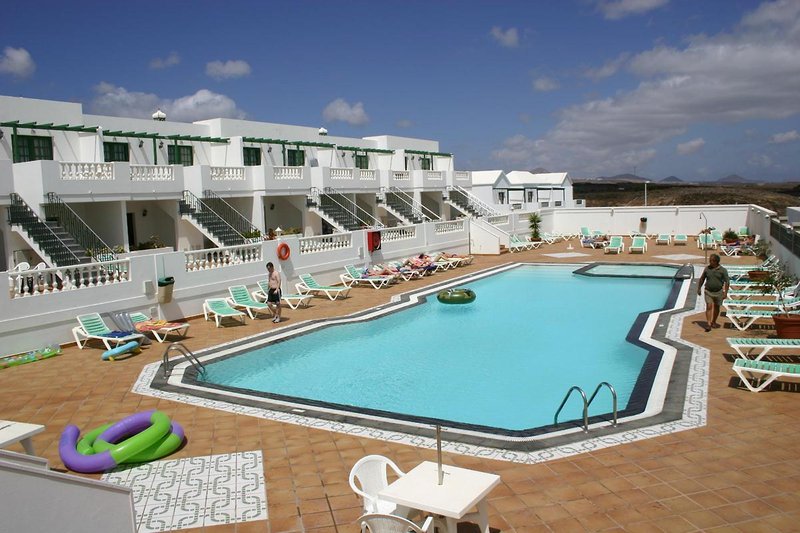Apartamentos Tisalaya in Puerto del Carmen, Lanzarote Pool