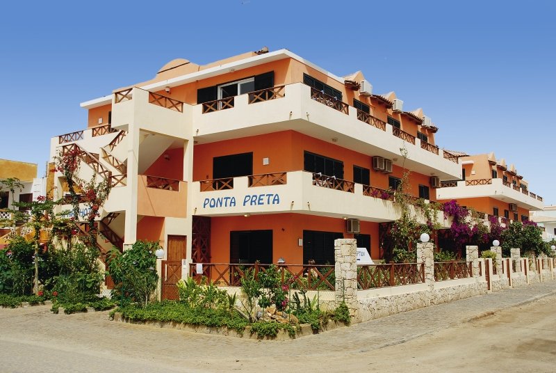 Aparthotel Nautilus in Santa Maria, Kapverden - weitere Angebote Außenaufnahme Aparthotel Nautilus in Santa Maria, Kapverden - weitere Angebote Außenaufnahme
