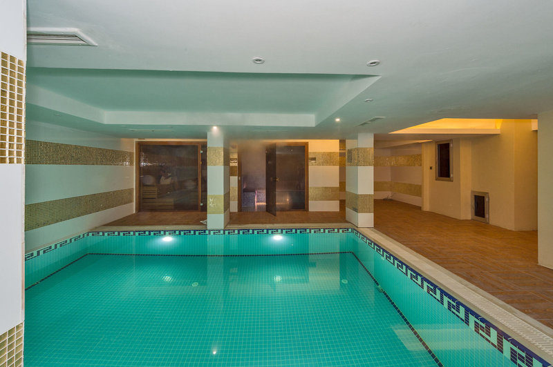 Hallenbad