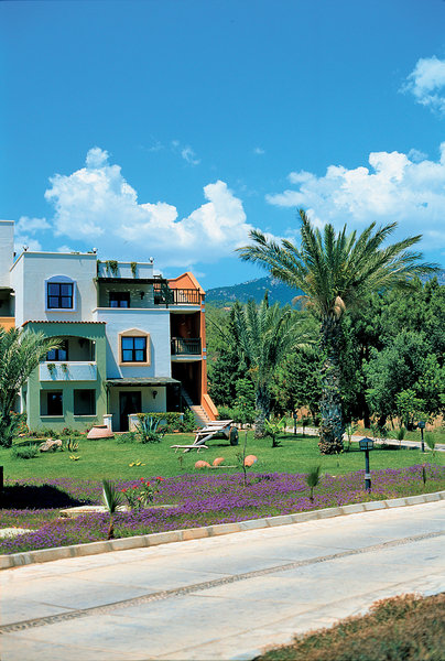 Pinepark Holiday Club in Yesilovacik, Adana Garten