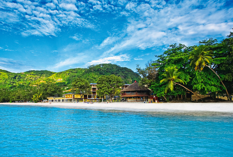 Coral Strand Smart Choice Hotel in Beau Vallon, Seychellen Außenaufnahme