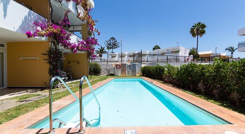 Melusina in Playa del Ingles, Gran Canaria Pool