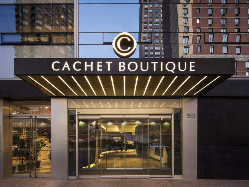 Cachet Boutique NYC in New York City, New York (John F Kennedy) Außenaufnahme