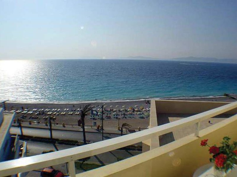 Strand