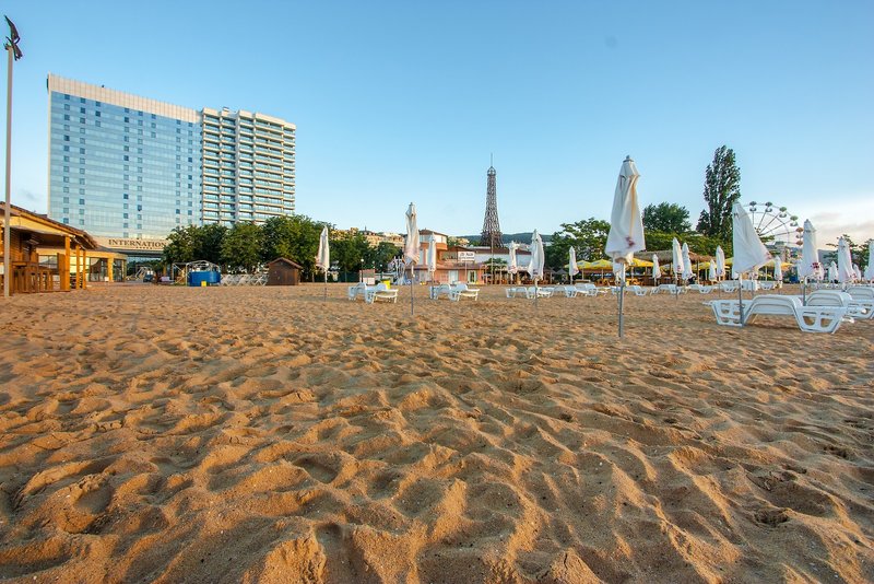 Strand