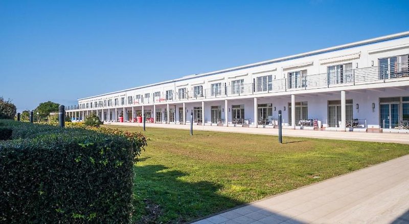 Ferienanlage Solidago in Tirrenia, Pisa Außenaufnahme