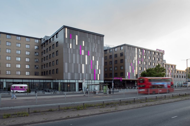 Moxy London Heathrow Airport in London, London-Gatwick Außenaufnahme