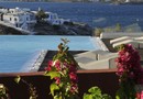 Hotel Senia Suites & Apartments in Naoussa, Santorini Außenaufnahme