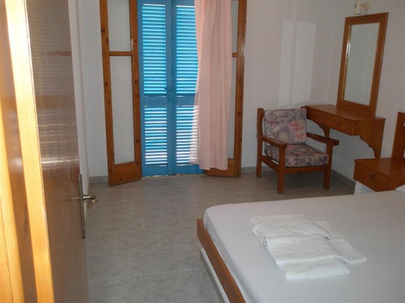 Artemis Holidays Hotel in Makry Gialos, Heraklion (Kreta) Wohnbeispiel
