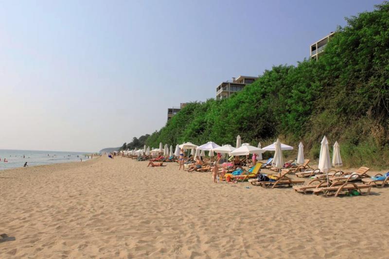 Strand