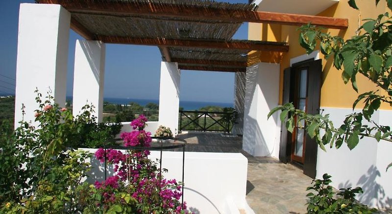 Ilis Villas in Kastro, Araxos (Pelepones) Terrasse
