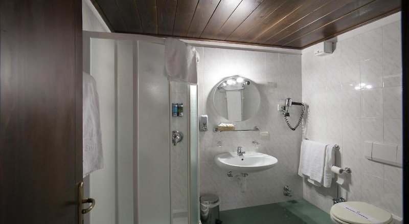 Hotel Baita Clementi in Bormio, Mailand (Bergamo) Badezimmer