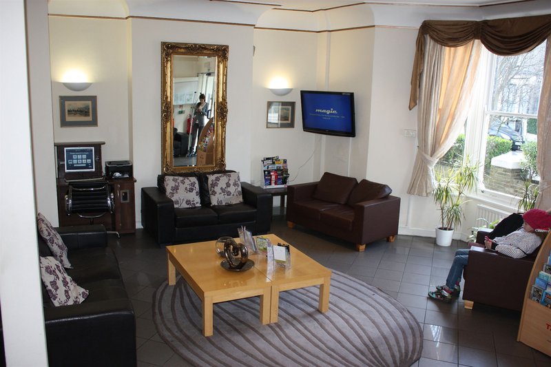 Central Park Hotel in London, London-Stansted Lounge/Empfang