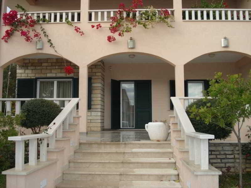 Villa Sun in Seget Vranjica, Split (Kroatien) Außenaufnahme