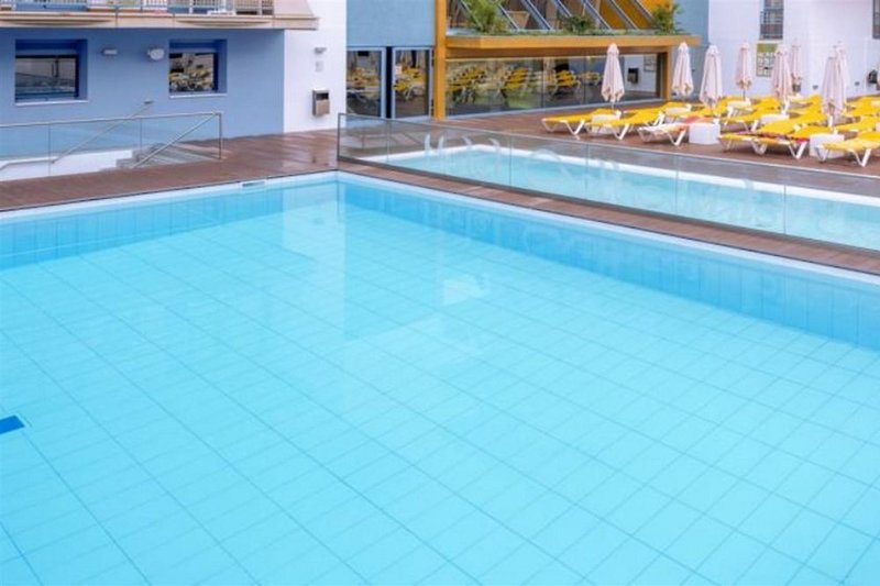 Hotel Alhambra in Santa Susanna, Barcelona Pool