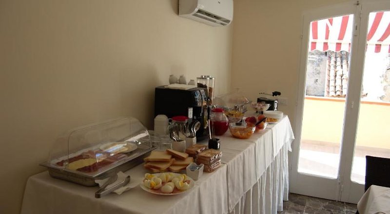 B&B The Tower in Tropea, Lamezia Terme Restaurant