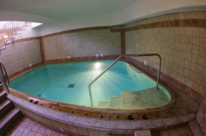 Hallenbad