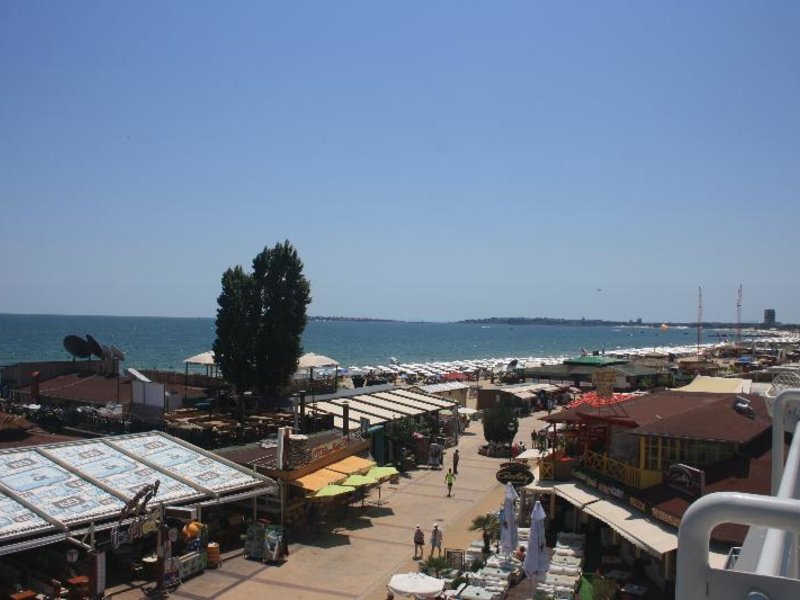 Strand