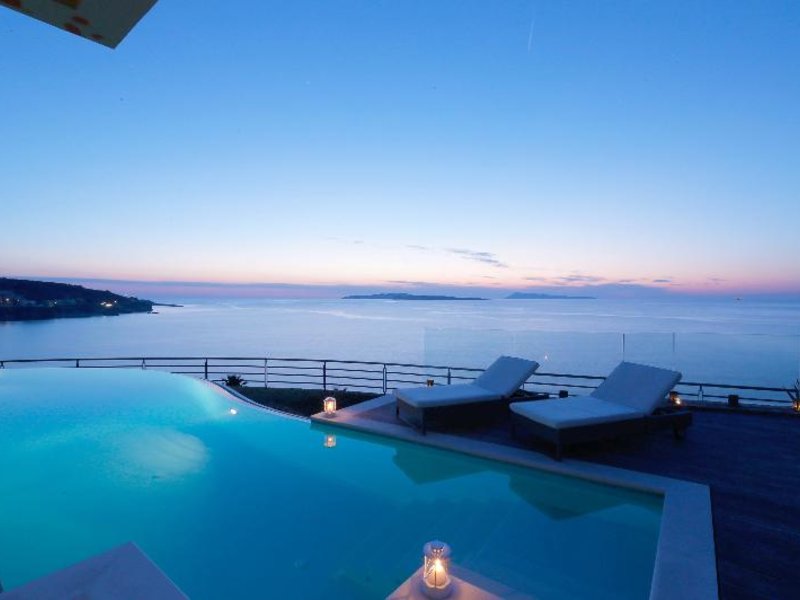 Pictures Suites in Agios Stefanos Avliotes, Korfu Pool