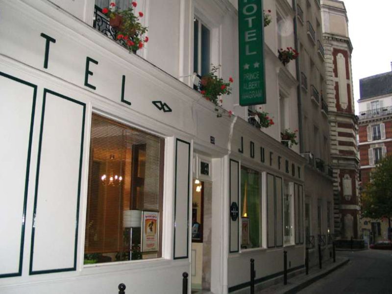 Prince Albert Wagram in Paris, Paris-Charles De Gaulle Außenaufnahme
