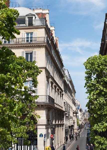 Cambon in Paris, Paris-Charles De Gaulle Außenaufnahme