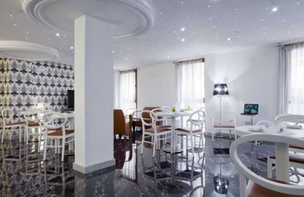La Boutique Puerta Osario in Córdoba, Malaga Bar