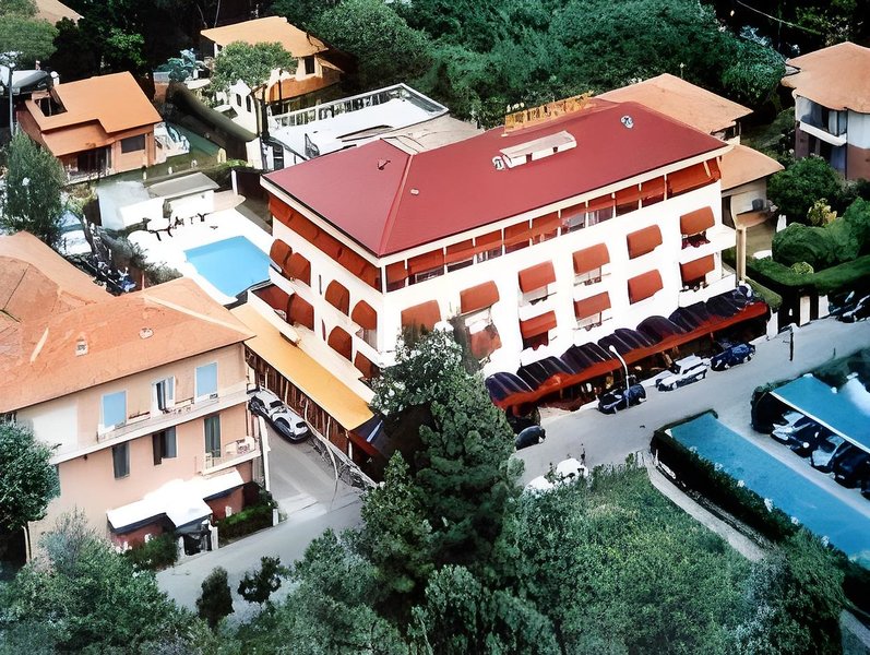 Suisse in Marina di Pietrasanta, Pisa Außenaufnahme