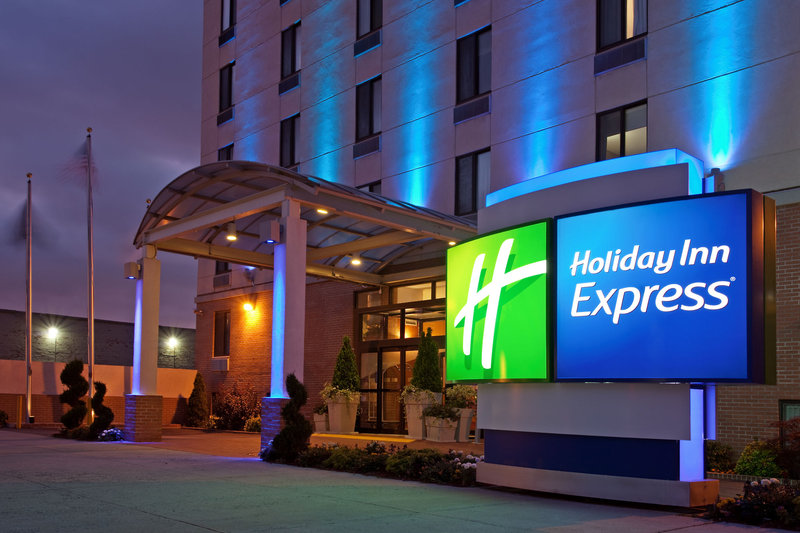 Holiday Inn Express New York-Brooklyn in New York City, New York (John F Kennedy) Außenaufnahme