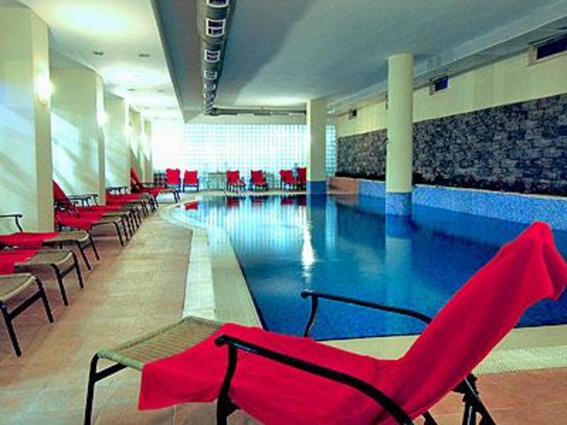 Hallenbad
