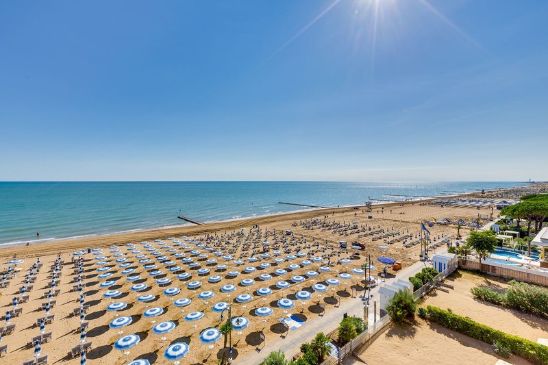 Hotel Montecarlo in Lido di Jesolo, Venedig Strand