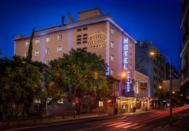 Hotel Pirineos in Figueres, Barcelona Außenaufnahme