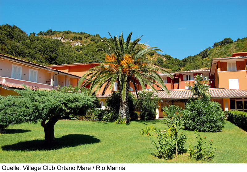 Ortano Mare Village & Residence in Rio Marina, Pisa Garten