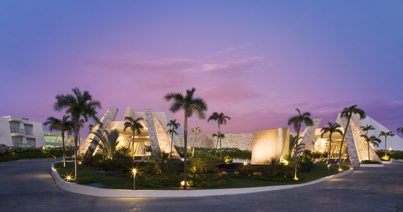 Grand Sirenis Riviera Maya Resort in Akumal, Cancun Außenaufnahme