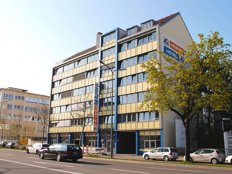 a&o München Laim in München, München (DE) Außenaufnahme