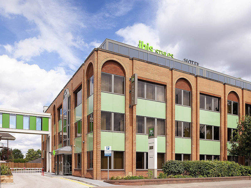 ibis Styles London Heathrow Airport in London, London-Stansted Außenaufnahme