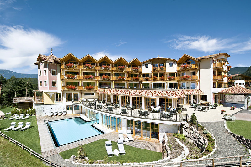 Hotel Chalet Tianes in Kastelruth, Bolzano Außenaufnahme