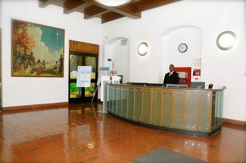 YMCA Harlem in New York City, New York (John F Kennedy) Lounge/Empfang