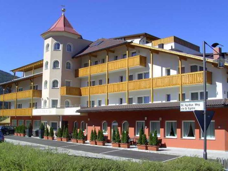 Villa Tirol in Olang, Außenaufnahme