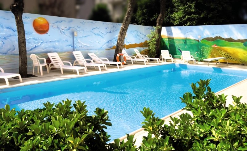 Hotel Regina Elena 57 & Oro Bianco Spa in Rimini, Rimini Pool