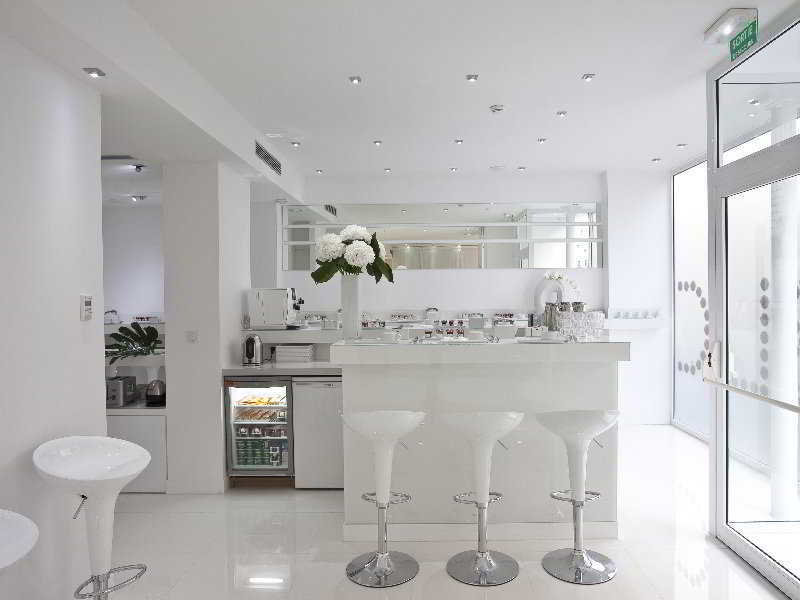 BLC Design in Paris, Paris-Orly Badezimmer