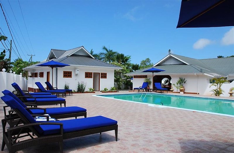 The Britannia Hotel Praslin in Grand Anse Praslin, Seychellen Pool