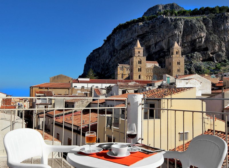 La Giara in Cefalù, Catania Stadtansicht