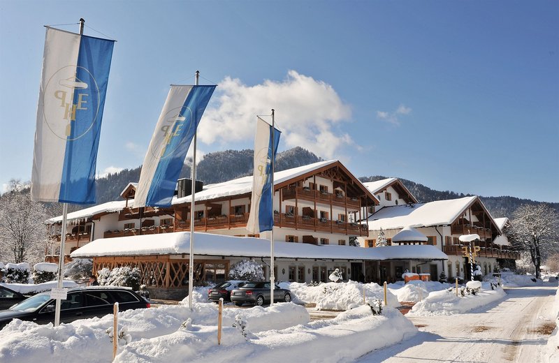 ParkHotel Egerner Höfe in RottachEgern buchen. ParkHotel Egerner Höfe in RottachEgern buchen.
