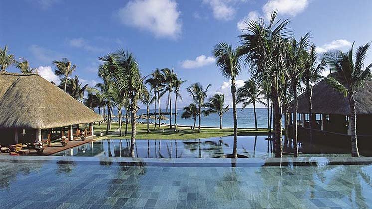 Constance Belle Mare Plage Hotel in Poste de Flacq, Port Louis, Mauritius Terasse